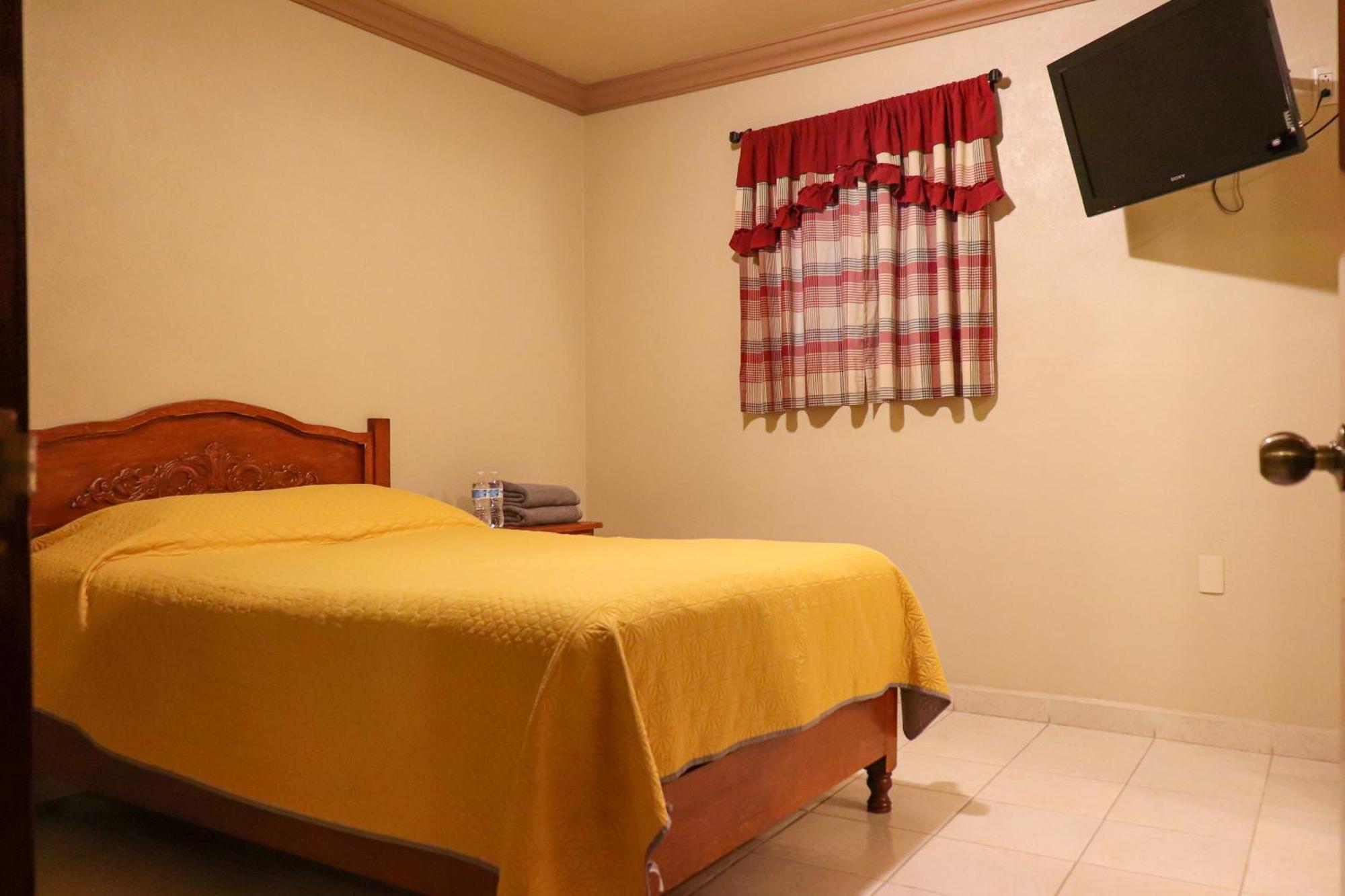 Hotel Coroneo Экстерьер фото