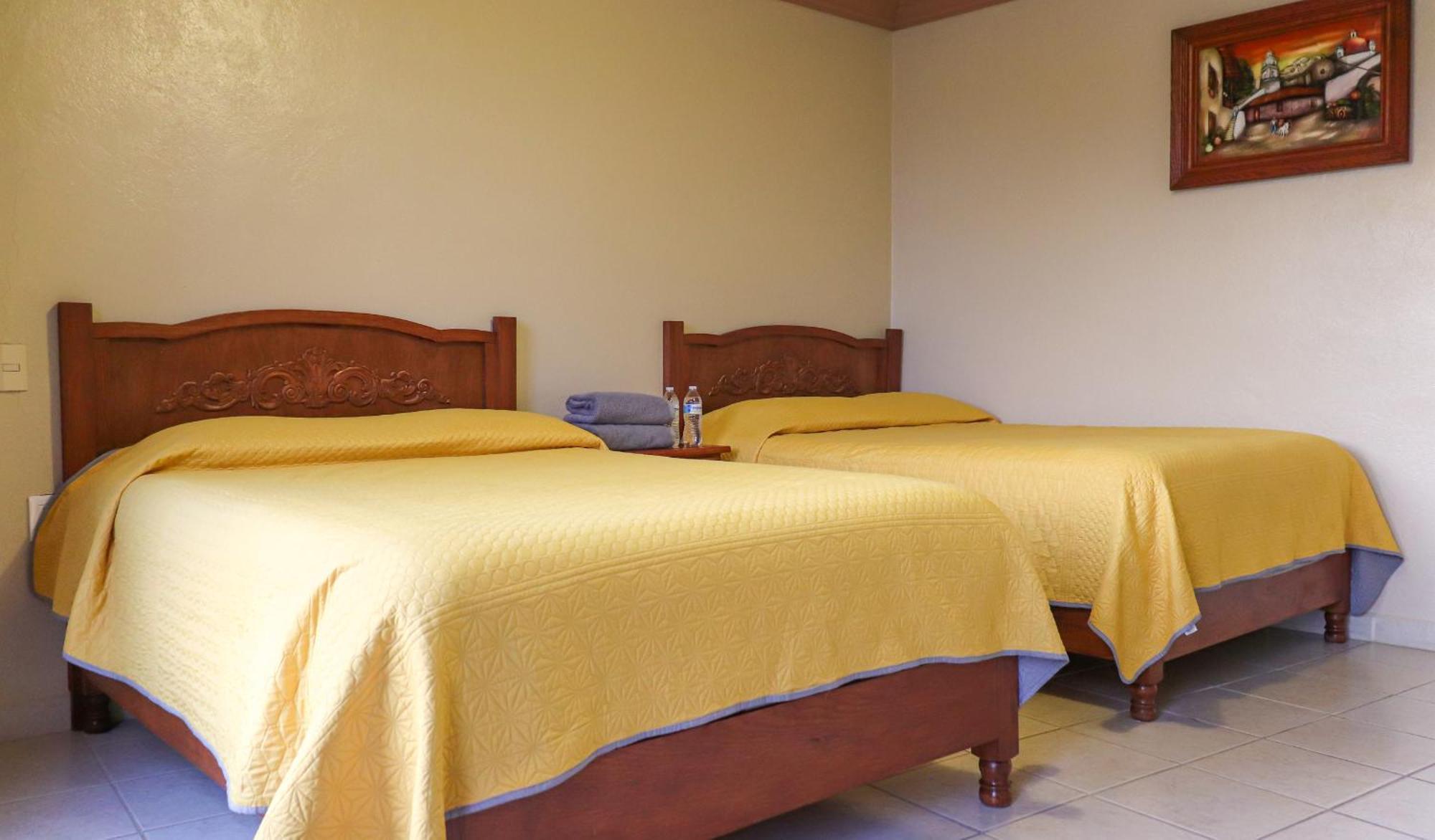 Hotel Coroneo Экстерьер фото